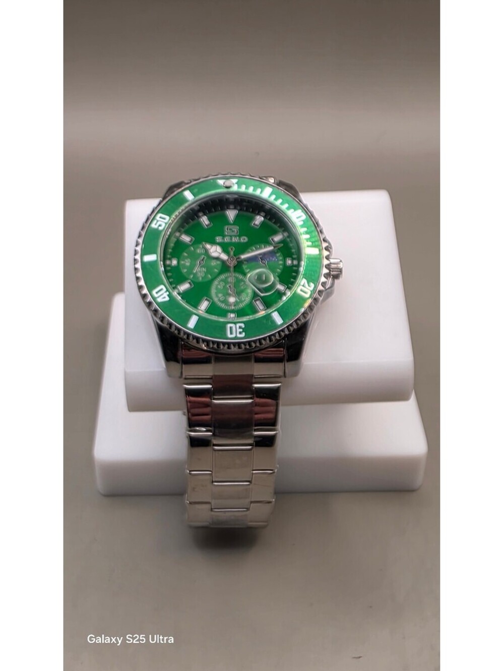 Seno Stainless Steel Watch with Green Dial and Bezel